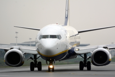 EI-DHV (33582) 2005 Boeing 737-8AS(WL)
