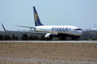 EI-EKI (38496) 2010 Boeing 737-8AS(WL)