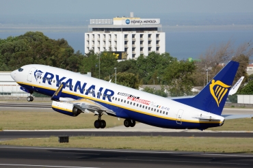 EI-FIO (61579) 2015 Boeing 737-8AS(WL)