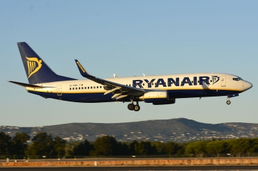 EI-ENH · Boeing 737-8AS(WL) · (FAO / LPFR)