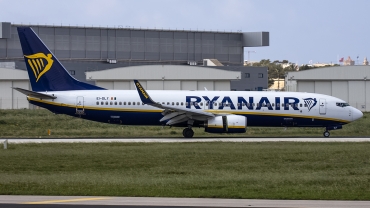 EI-DLY (33601) 2006 Boeing 737-8AS(WL)