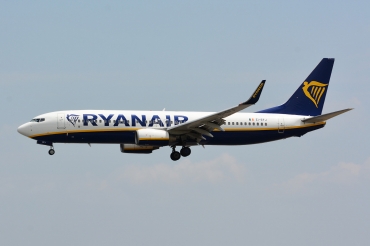 EI-EFJ · Boeing 737-8AS(WL) · (LIS / LPPT)