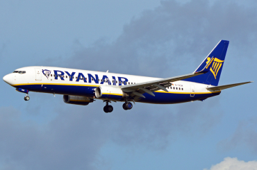 EI-DCW (33568) 2004 Boeing 737-8AS(WL)