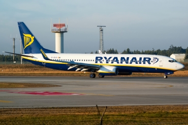 EI-DLB (33584) 2005 Boeing 737-8AS(WL)