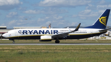 EI-DPP (33613) 2007 Boeing 737-8AS(WL)