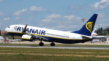 EI-DYA (33631) 2008 Boeing 737-8AS(WL)