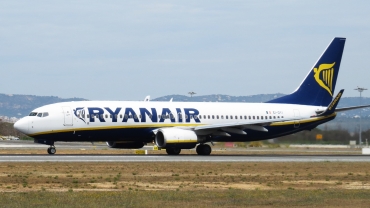 EI-DYI · Boeing 737-8AS(WL) · (FAO /LPFR)