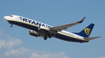 EI-DYL · Boeing 737-8AS(WL) · (FAO / LPFR)