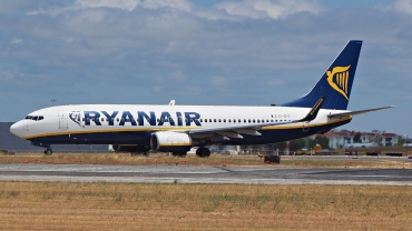 EI-DYP (37515) 2008 Boeing 737-8AS(WL)