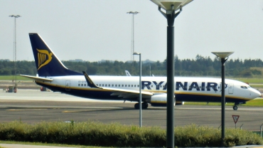 EI-DYV (37512) 2008 Boeing 737-8AS(WL)