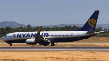 EI-EBC (37520) 2009 Boeing 737-8AS(WL)