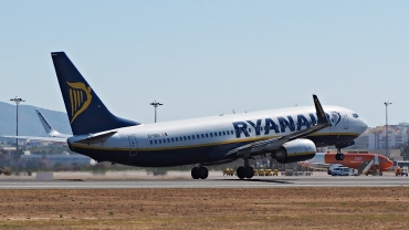 EI-EBS · Boeing 737-8AS(WL) · (FAO / LPFR)