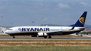 EI-EFC · Boeing 737-8AS(WL) · (FAO / LPFR)