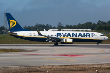 EI-EFE (37533) 2009 Boeing 737-8AS(WL)