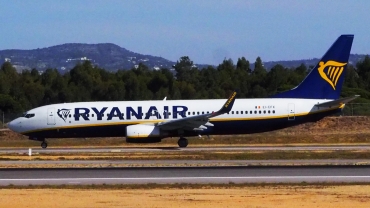 EI-EFX · Boeing 737-8AS(WL) · (FAO / LPFR)