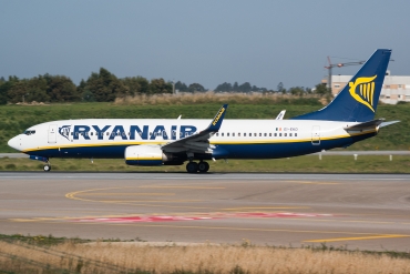 EI-EKD · Boeing 737-8AS(WL) · (OPO / LPPR)