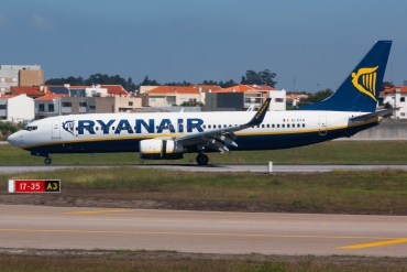 EI-EKH, (cn 38493), Boeing 737-8AS
