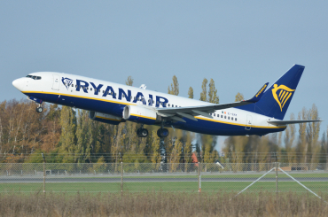 EI-EKK (38500) 2010 Boeing 737-8AS(WL)