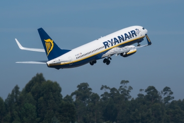 EI-EKZ (38508) 2010 Boeing 737-8AS(WL)