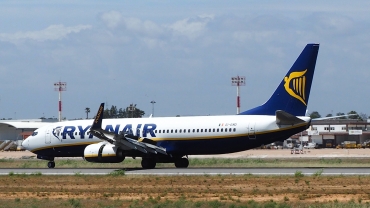 EI-EMD · Boeing 737-8AS(WL) · (FAO / LPFR)