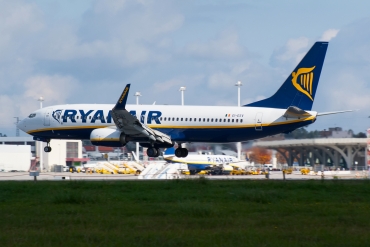 EI-ESV (34993) 2011 Boeing 737-8AS(WL)