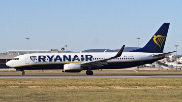 EI-FOF · Boeing 737-8AS(WL) · (FAO / LPFR)