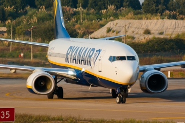 EI-FRI · Boeing 737-8AS(WL) · (OPO / LPPR)