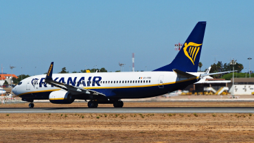 EI-FRS (44745) 2016 Boeing 737-8AS(WL)