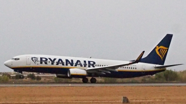 EI-FTT · Boeing 737-8AS(WL) · (FAO / LPFR)