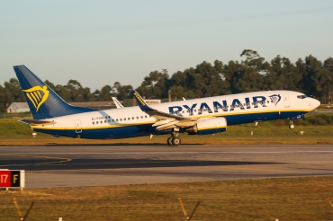EI-FZW (44795) 2017 Boeing 737-8AS WL