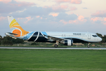 9A-BTG (795) 1998 Airbus A320-212