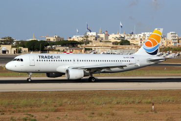 9A-BTK (2569) 2005 Airbus A320-214