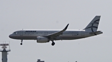 SX-DNB (6832) 2015 Airbus A320-232(WL)