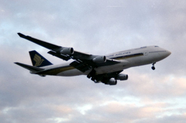 9V-SMM (26547) 1992 Boeing 747-412