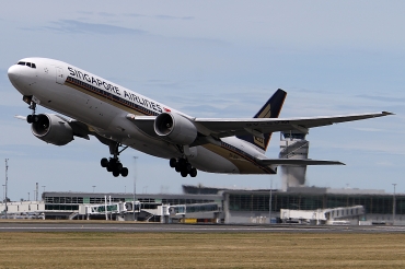 9V-SVM (30874) 2003 Boeing 777-212(ER)