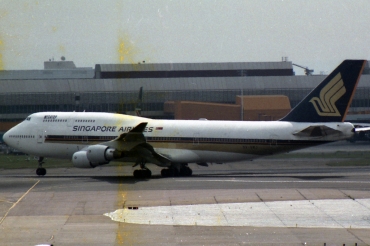 9V-SMJ (25068) 1991 Boeing 747-412
