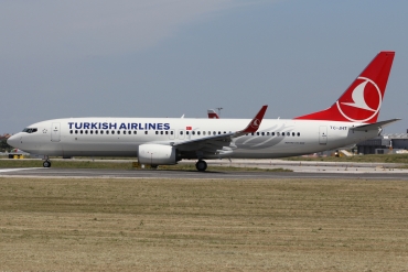 TC-JHT (42001) 2013 Boeing 737-8F2(WL)