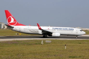 TC-JGT · Boeing 737-8F2(WL) · (MLA / LMML)