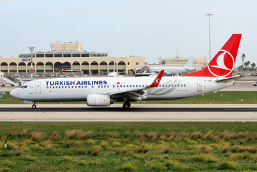 TC-JHL (40976) 2011 Boeing 737-8F2(WL)