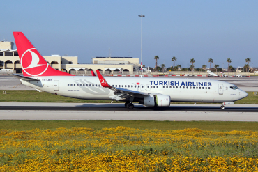 TC-JHS (40991) 2013 Boeing 737-8F2 WL