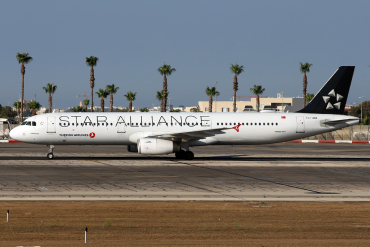 TC-JRR · Airbus A321-231 · (MLA / LMML)