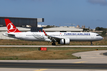 TC-LSH · Airbus A321-271NX · (MLA / LMML)