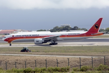 D2-TEG (40805) 2011 Boeing 777-3M2(ER)
