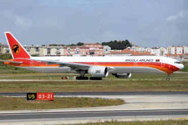 D2-TEK (43254) 2016 Boeing 777-3M2(ER)