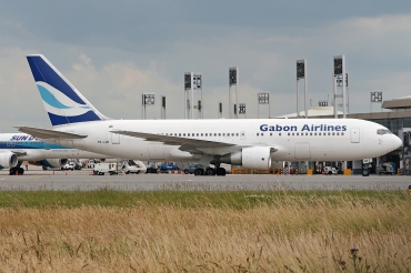 TR-LHP · Boeing 767-222 · (CDG / LFPG)