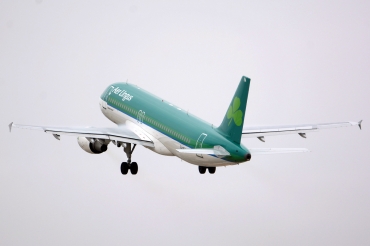EI-DEA · Airbus A320-214 · (FAO / LPFR)