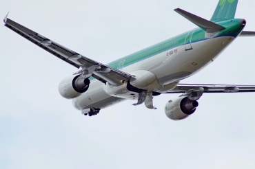 EI-DES (cn 2635) Airbus A320-214