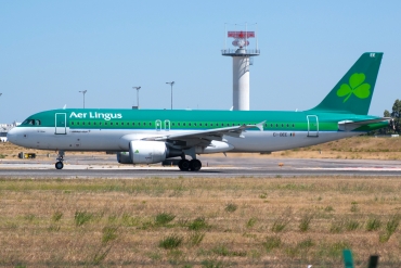 EI-DEE (cn 2250) Airbus A320-214