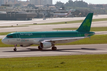 EI-DEH, (cn 2294), Airbus A320-214
