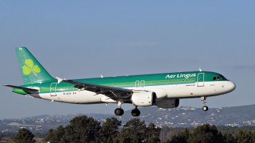 EI-EZV (cn 2001) Airbus A320-214